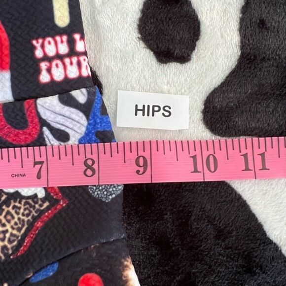 July 4th‎ Baby Girl Bummie Shorts 6-9 months - Picture 5 of 11